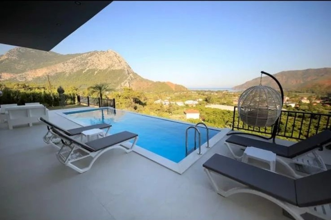 Deniz Villa